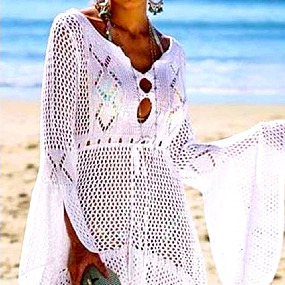 Romantic Bohemian Bell Sleeve Crocheted Lace Cover - Picture 2 of 16